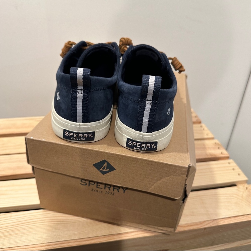 Sperry Women's Navy Sneakers with Brown Laces 8.5 - Picture 7 of 9